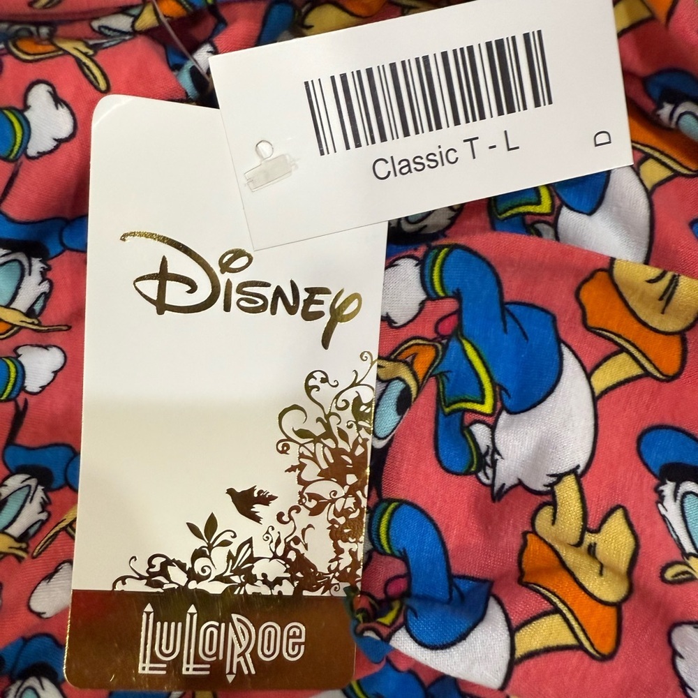 LuLaRoe Disney Donald Duck Classic T-Shirt Size Large 🆕🆕🆕 - Picture 2 of 9